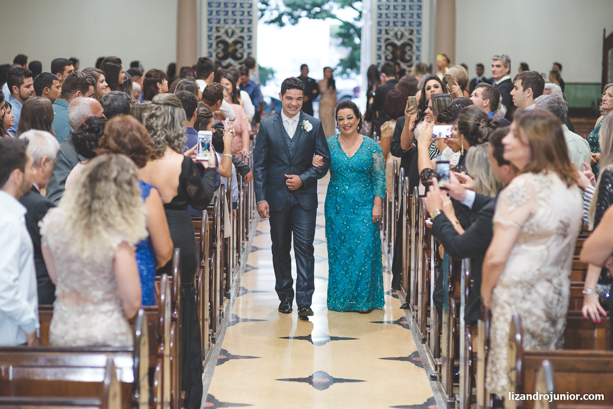 fotógrafo de casamento patos de minas lizandro júnior noiva  noivo capuchinhos