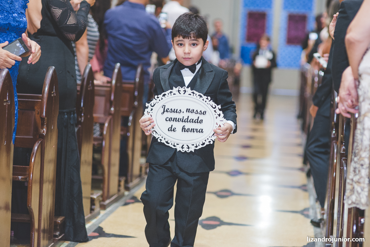 fotógrafo de casamento patos de minas lizandro júnior noiva capuchinhos noivo pajens