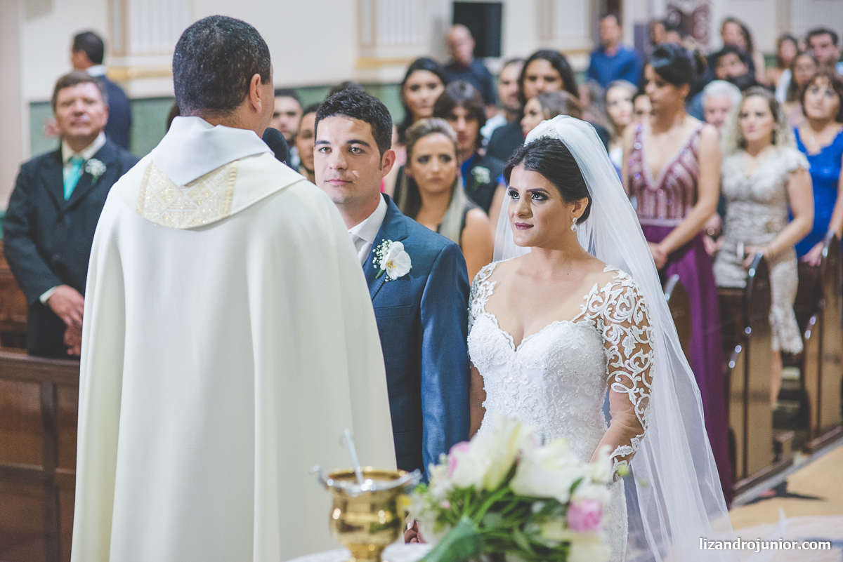 fotógrafo de casamento patos de minas lizandro júnior noiva capuchinhos noivo cerimônia