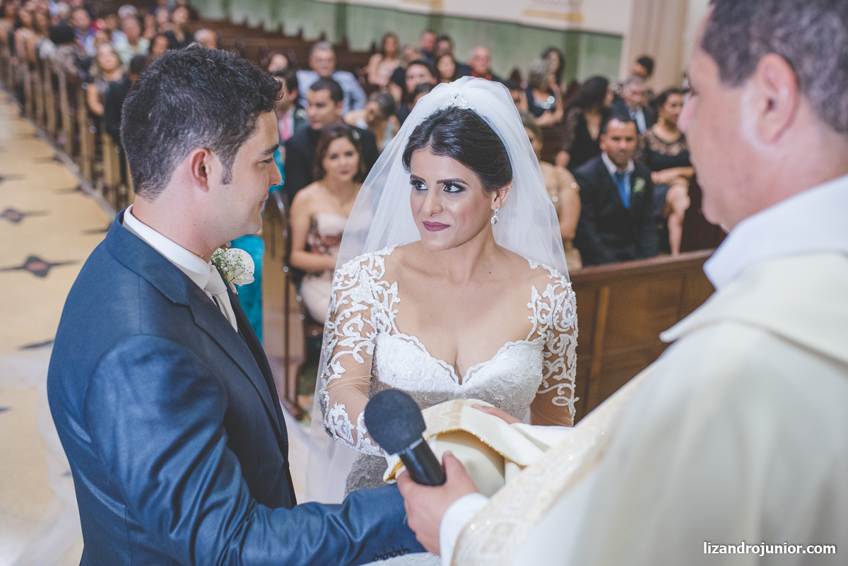 fotógrafo de casamento patos de minas lizandro júnior noiva capuchinhos noivo cerimônia
