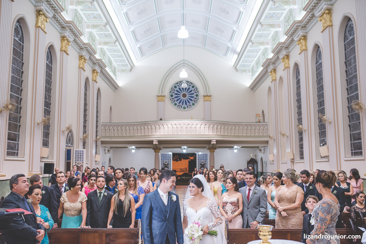 fotógrafo de casamento patos de minas lizandro júnior noiva capuchinhos noivo cerimônia