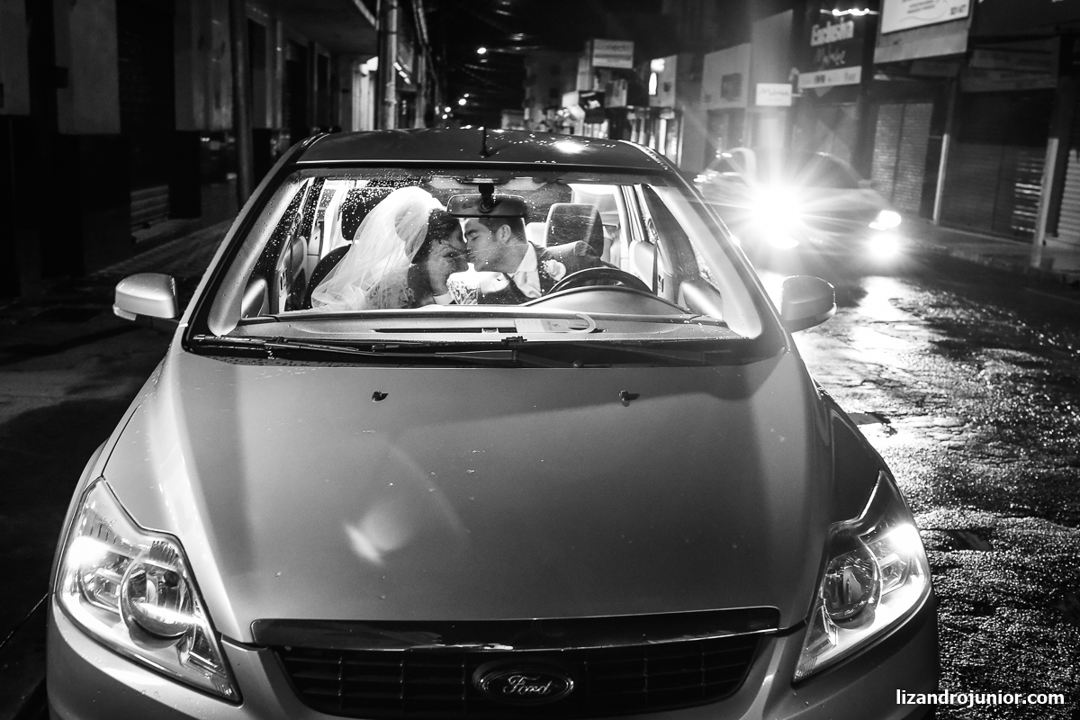 fotógrafo de casamento patos de minas lizandro júnior noiva carro