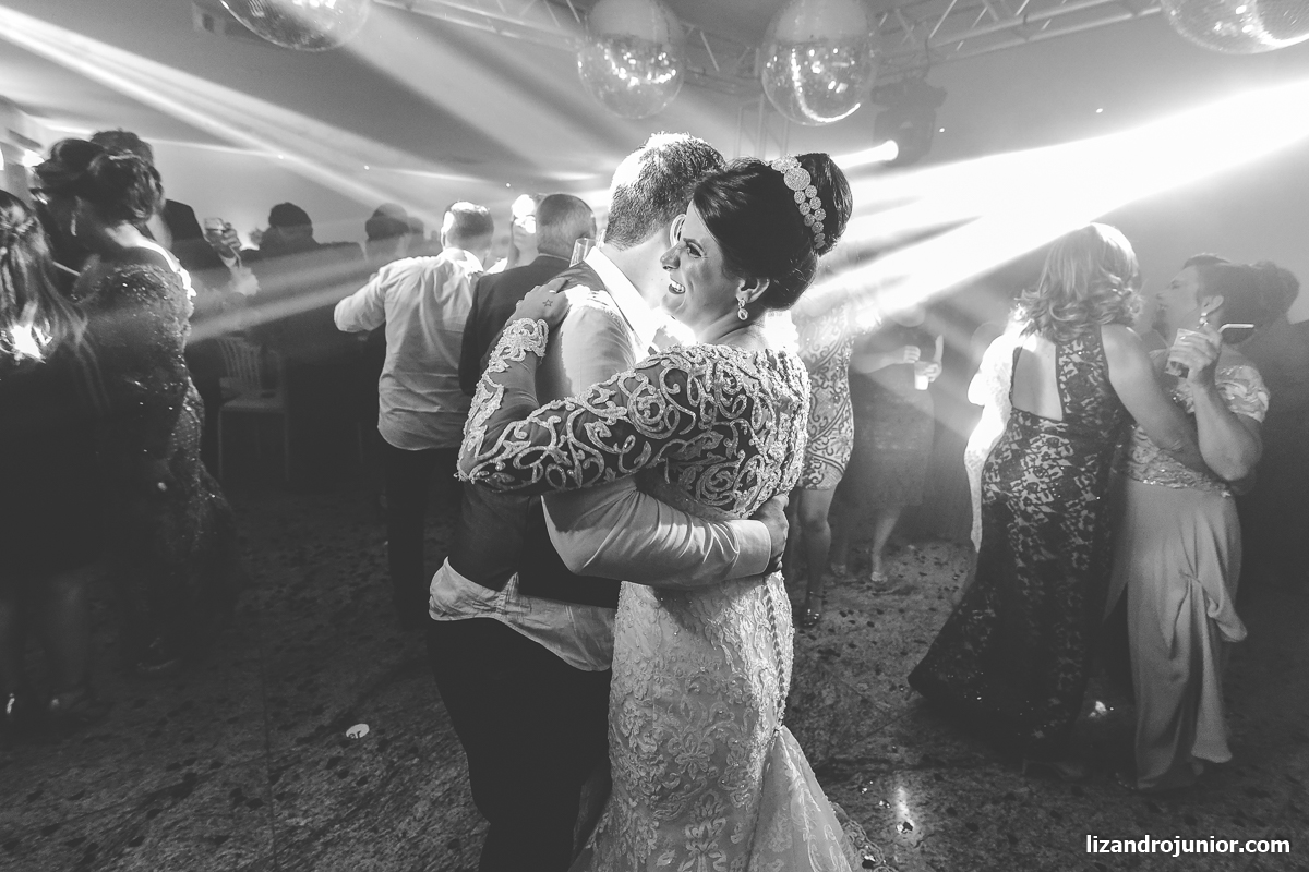 fotógrafo de casamento patos de minas lizandro júnior noiva capuchinhos noivo cerimônia recreativa patense