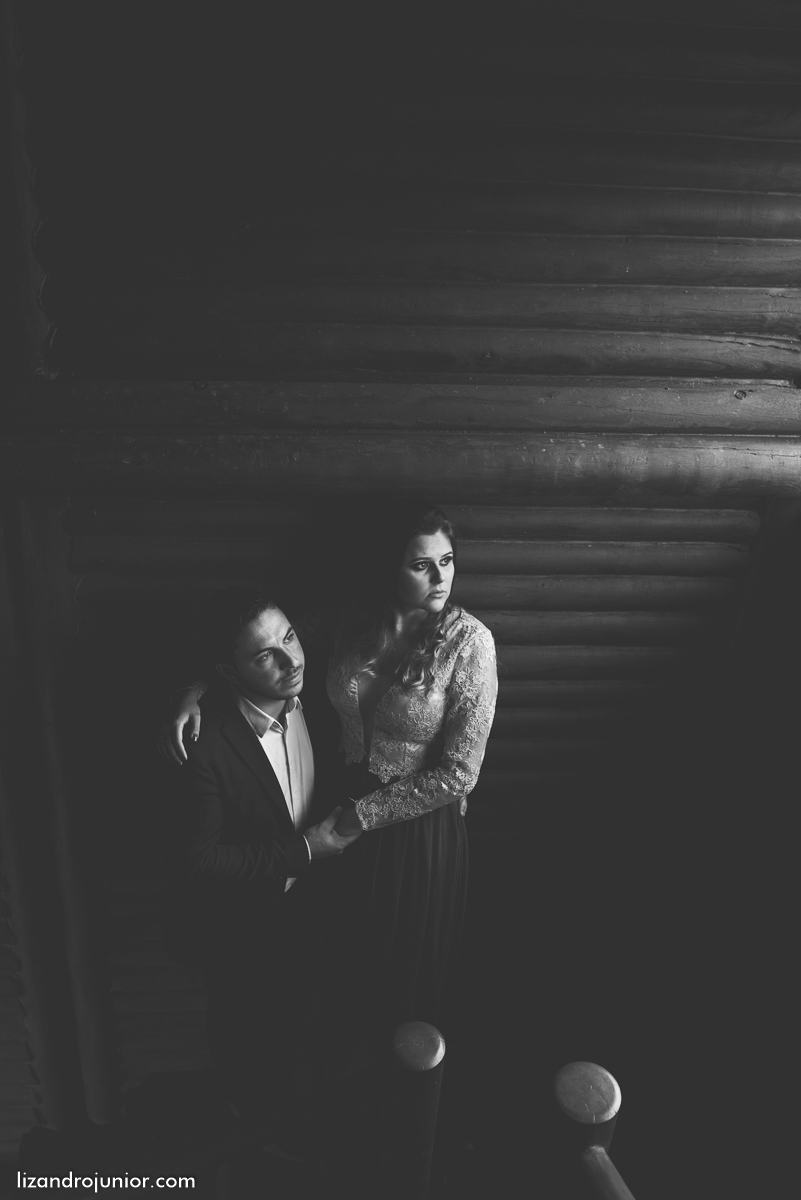 ensaio namorando serra do salitre, fotografo de casamento serra do salitre, casa de madeira, lizandro junior, júnior, casamento patos de minas, serra do salitre,