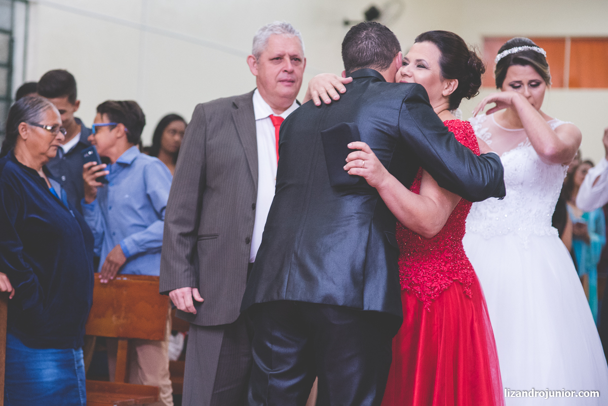 fotografo de casamento patos de minas lizandro junior, lizandro júnior, serra do salitre, rio paranaíba, casamento na serra, catarine e eduardo, noivos, noivas, casamento rio paranaíba