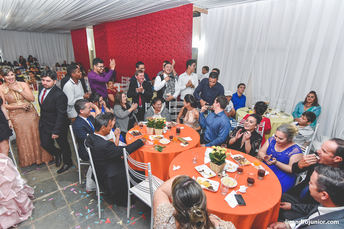 fotografo de casamento patos de minas lizandro junior, lizandro júnior, serra do salitre, rio paranaíba, casamento na serra, catarine e eduardo, noivos, noivas, casamento rio paranaíba