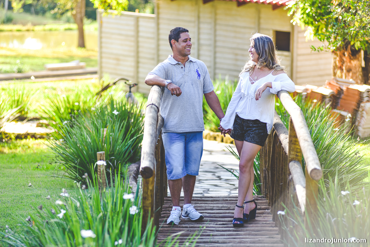fotografo de casamento patos de minas lizandro junior, patos de minas, ensaio namorando patos, lizandro junior, júnior, daiane e alex, pousada avalon patos de minas, ensaio romântico, ensaio casal,