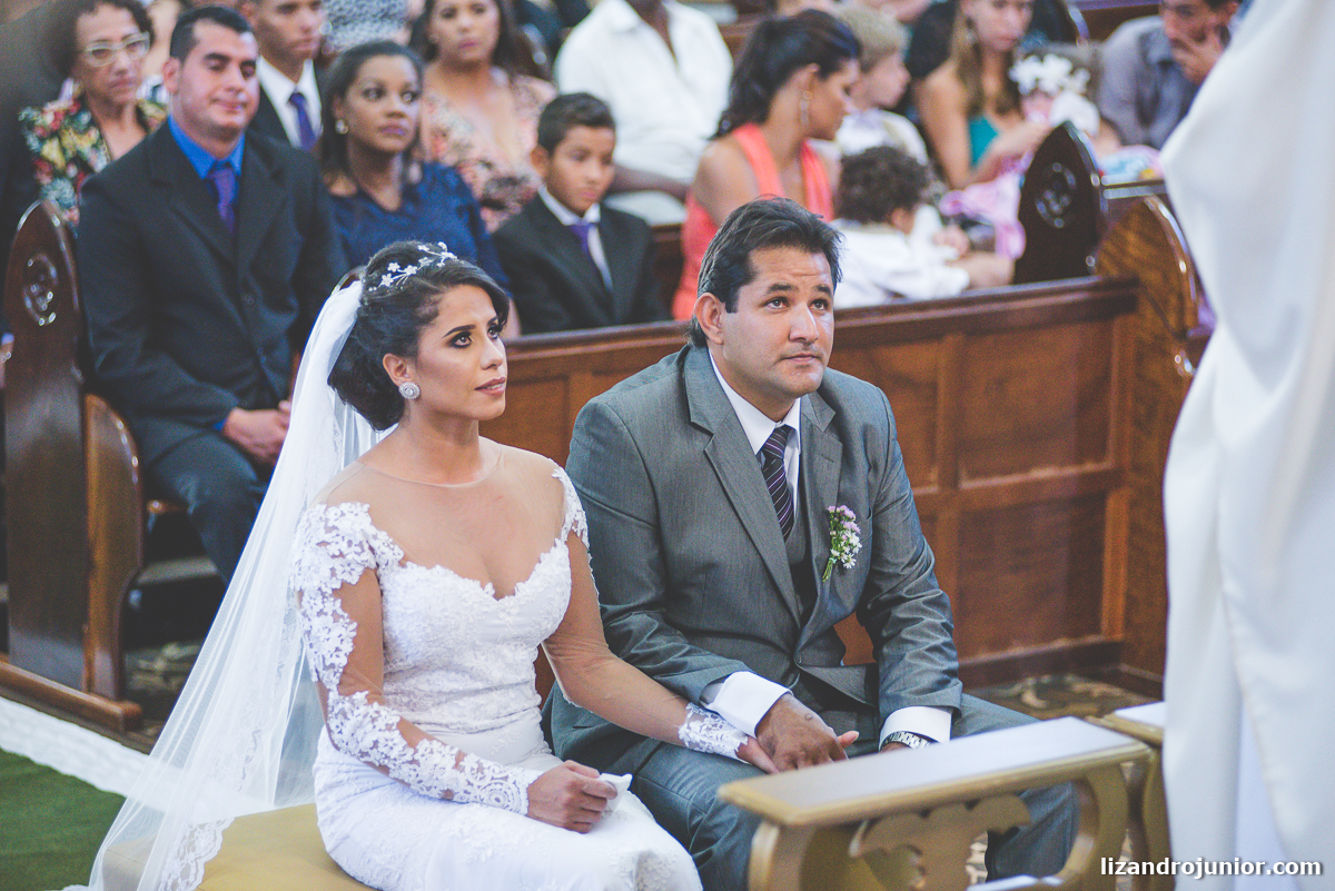 fotógrafo de casamento patos de minas lizandro junior, lizandro júnior, casamento, casar em patos, carro antigo patos de minas, noivas, catedral patos