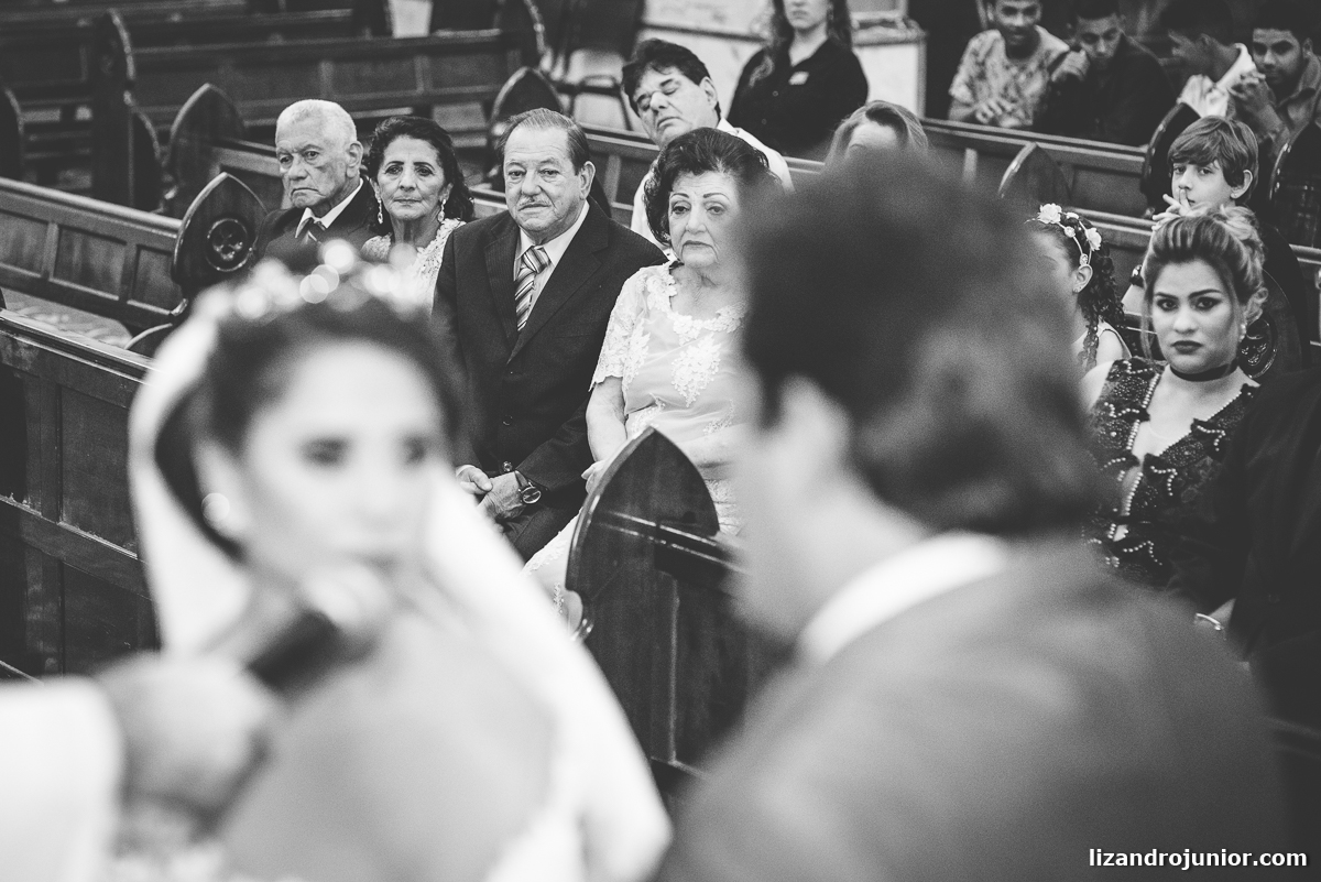 fotógrafo de casamento patos de minas lizandro junior, lizandro júnior, casamento, casar em patos, carro antigo patos de minas, noivas, catedral patos