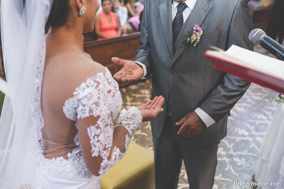 fotógrafo de casamento patos de minas lizandro junior, lizandro júnior, casamento, casar em patos, carro antigo patos de minas, noivas, catedral patos