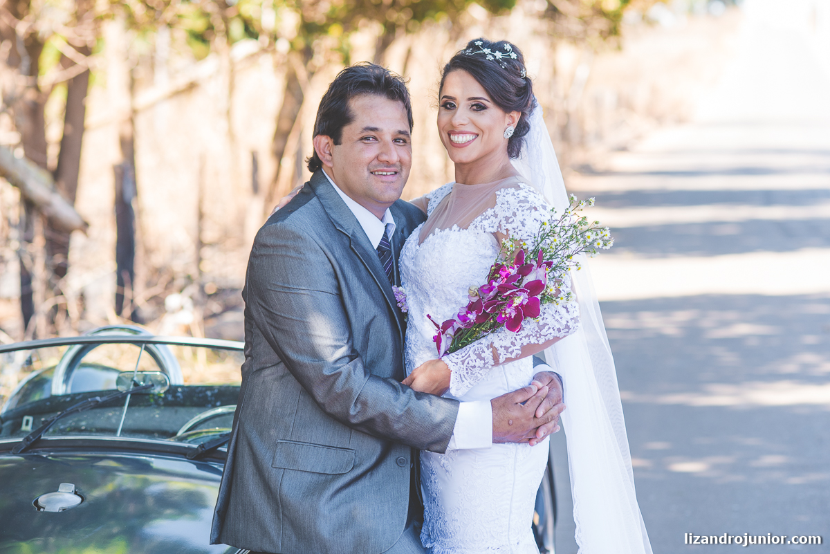 fotógrafo de casamento patos de minas lizandro junior, lizandro júnior, casamento, casar em patos, carro antigo patos de minas, noivas, catedral patos