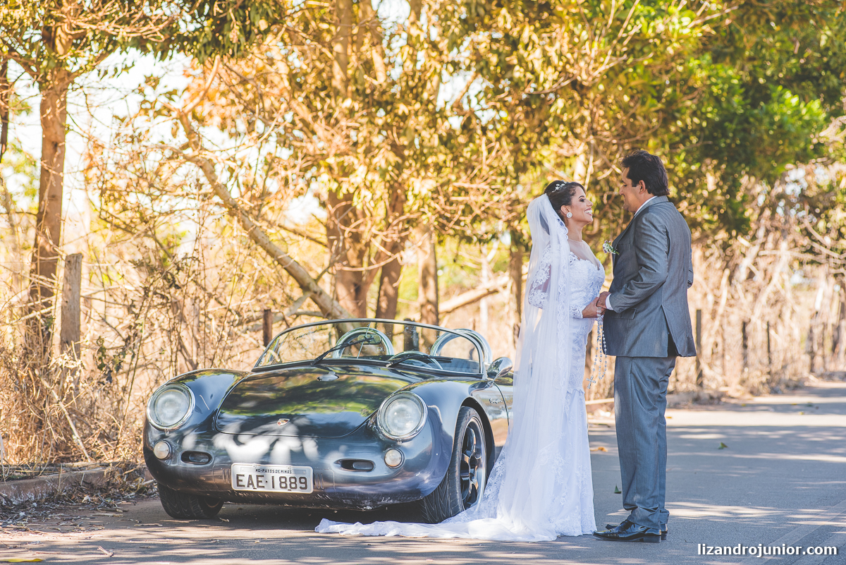 fotógrafo de casamento patos de minas lizandro junior, lizandro júnior, casamento, casar em patos, carro antigo patos de minas, noivas, catedral patos