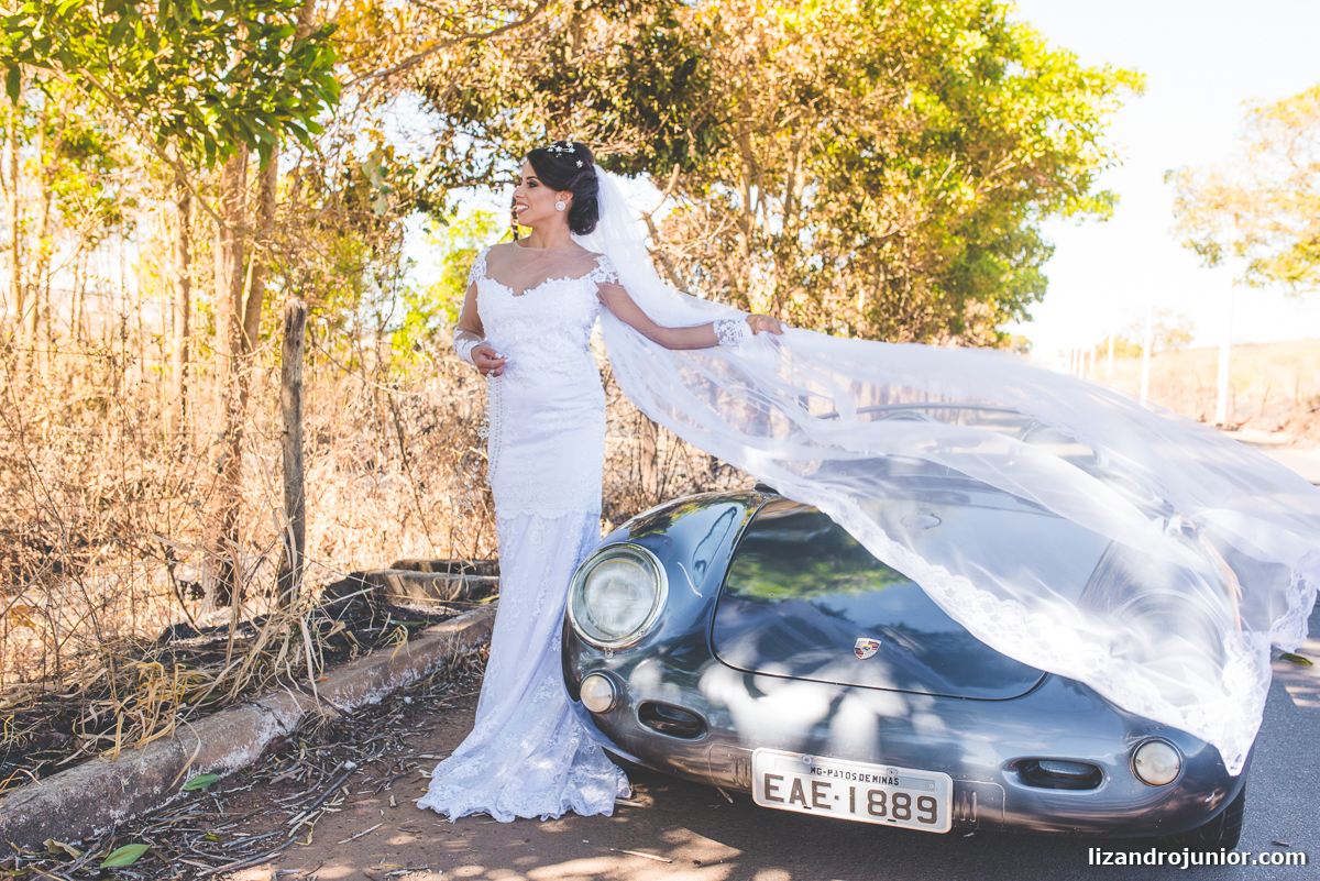 fotógrafo de casamento patos de minas lizandro junior, lizandro júnior, casamento, casar em patos, carro antigo patos de minas, noivas, catedral patos