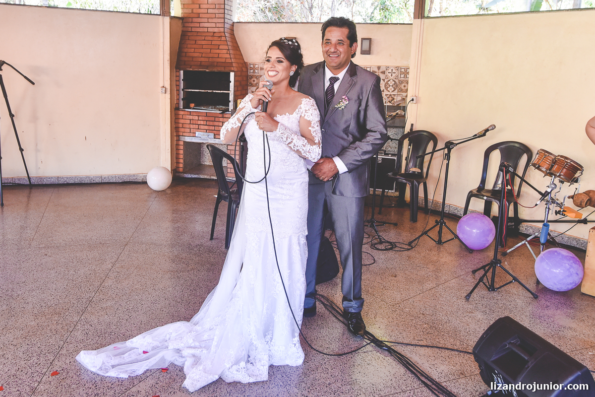 fotógrafo de casamento patos de minas lizandro junior, lizandro júnior, casamento, casar em patos, carro antigo patos de minas, noivas, festa ar livre, festa casamento sitio