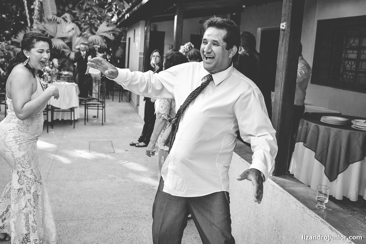 fotógrafo de casamento patos de minas lizandro junior, lizandro júnior, casamento, casar em patos, carro antigo patos de minas, noivas, festa ar livre, festa casamento sitio