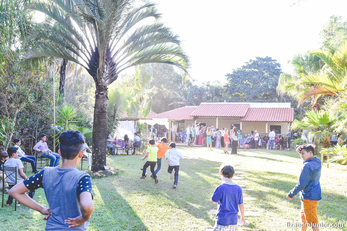 fotógrafo de casamento patos de minas lizandro junior, lizandro júnior, casamento, casar em patos, carro antigo patos de minas, noivas, festa ar livre, festa casamento sitio