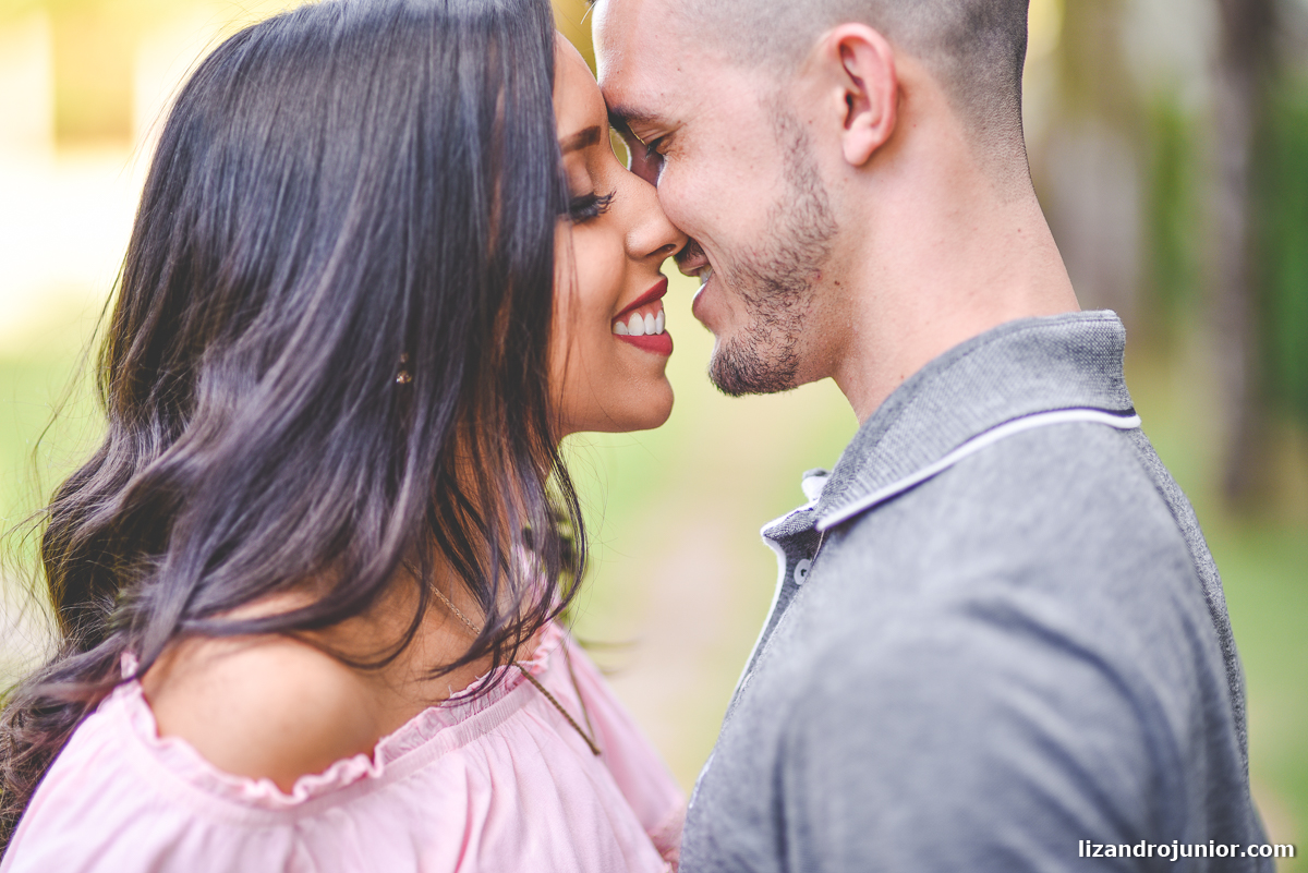 lizandro júnior fotógrafo de casamento patos de minas minas gerais, ensaio namorando, casal, ensaio ar livre, casal apaixonado, amor, felicidade, ensaio casal