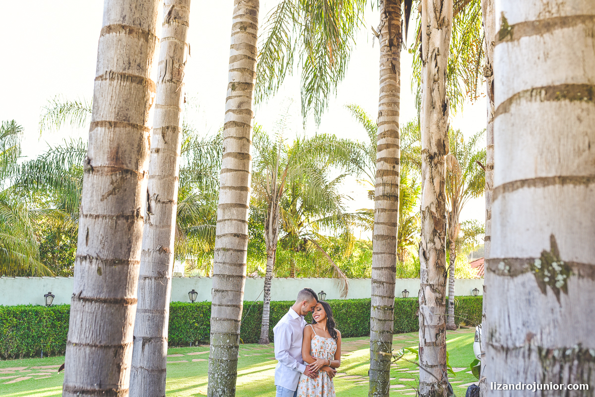 lizandro júnior fotógrafo de casamento patos de minas minas gerais, ensaio namorando, casal, ensaio ar livre, casal apaixonado, amor, felicidade, ensaio casal