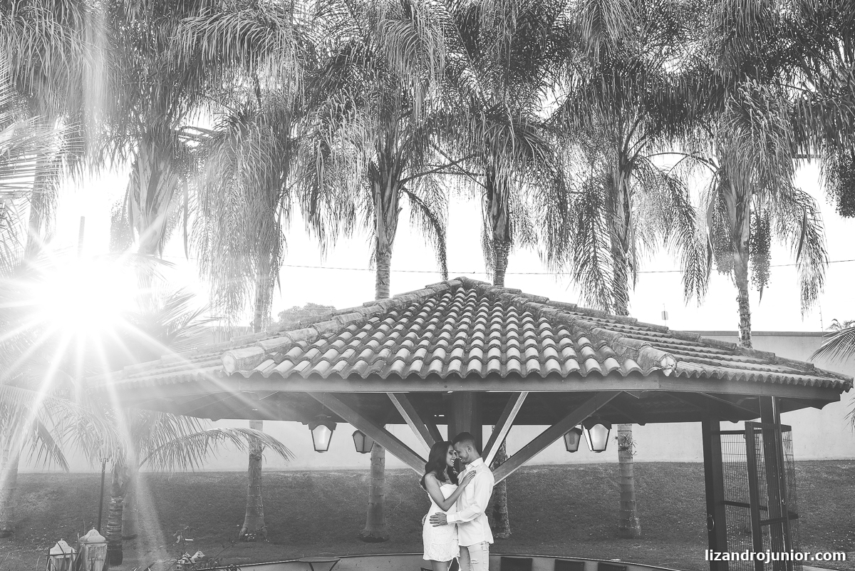 lizandro júnior fotógrafo de casamento patos de minas minas gerais, ensaio namorando, casal, ensaio ar livre, casal apaixonado, amor, felicidade, ensaio casal