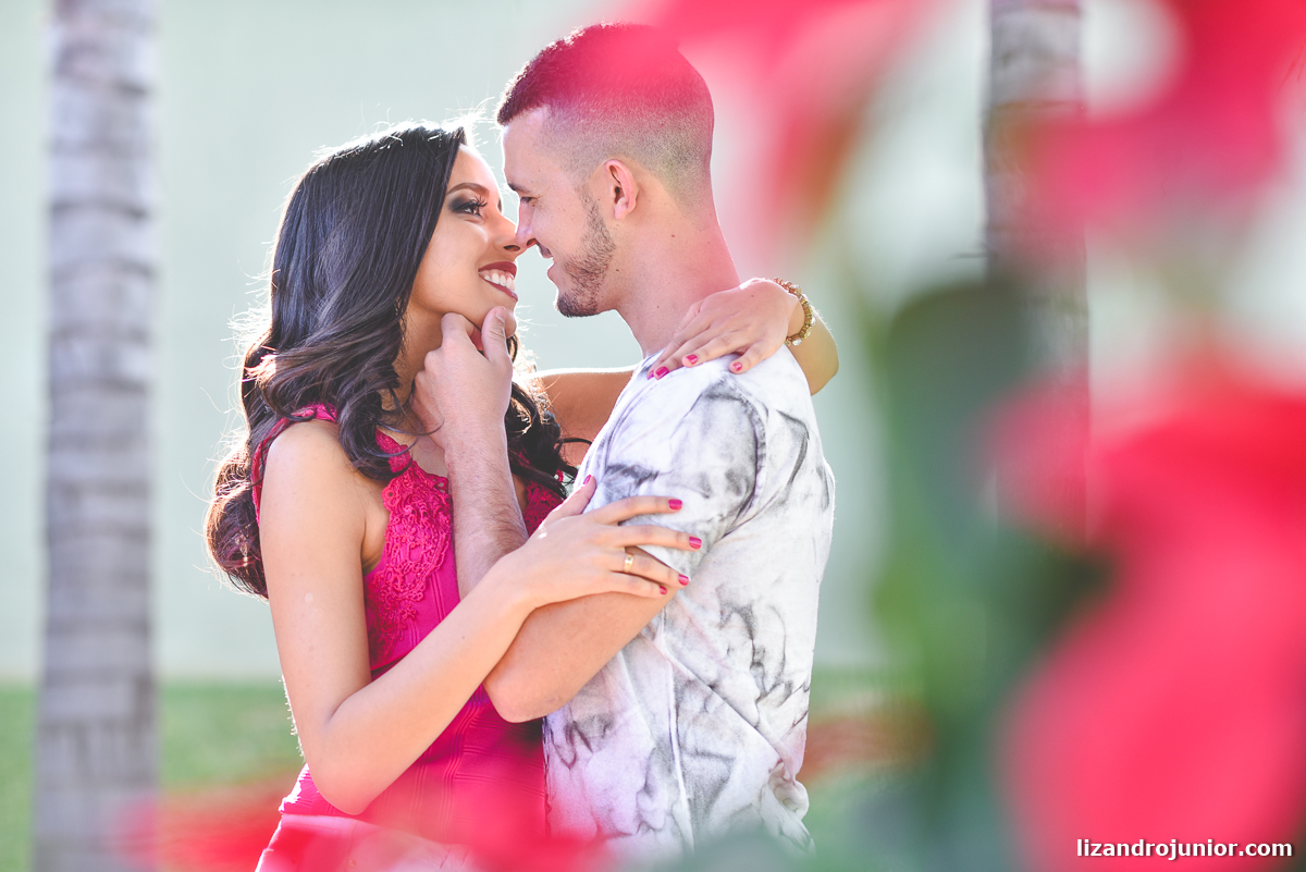lizandro júnior fotógrafo de casamento patos de minas minas gerais, ensaio namorando, casal, ensaio ar livre, casal apaixonado, amor, felicidade, ensaio casal