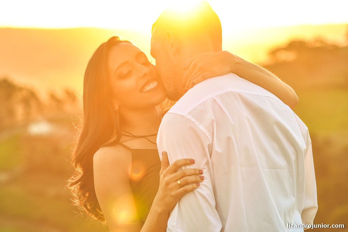 lizandro júnior fotógrafo de casamento patos de minas minas gerais, ensaio namorando, casal, ensaio ar livre, casal apaixonado, amor, felicidade, ensaio casal