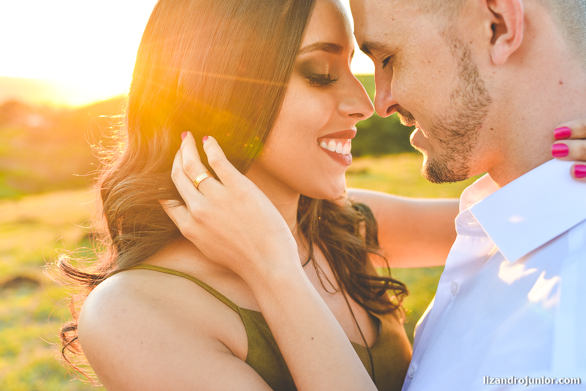 lizandro júnior fotógrafo de casamento patos de minas minas gerais, ensaio namorando, casal, ensaio ar livre, casal apaixonado, amor, felicidade, ensaio casal