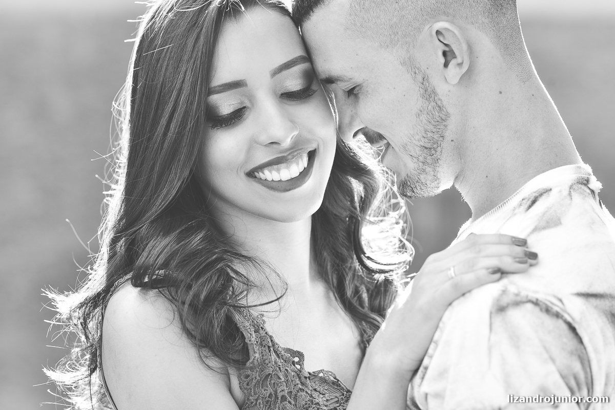 lizandro júnior fotógrafo de casamento patos de minas minas gerais, ensaio namorando, casal, ensaio ar livre, casal apaixonado, amor, felicidade, ensaio casal