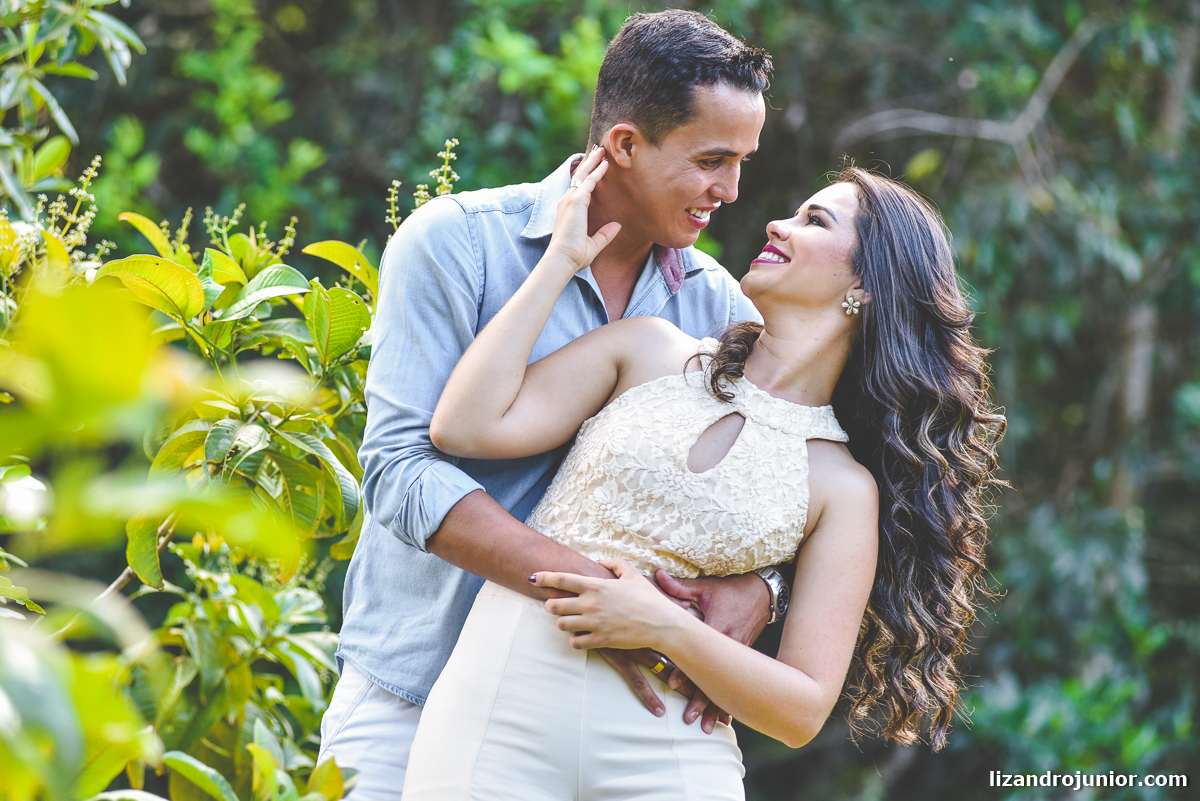 lizandro júnior, fotógrafo de casamento patos de minas, ensaio namorando, ensaio romântico, ensaio presidente olegário, casamento presidente olegário, ensaio ar livre, sítio
