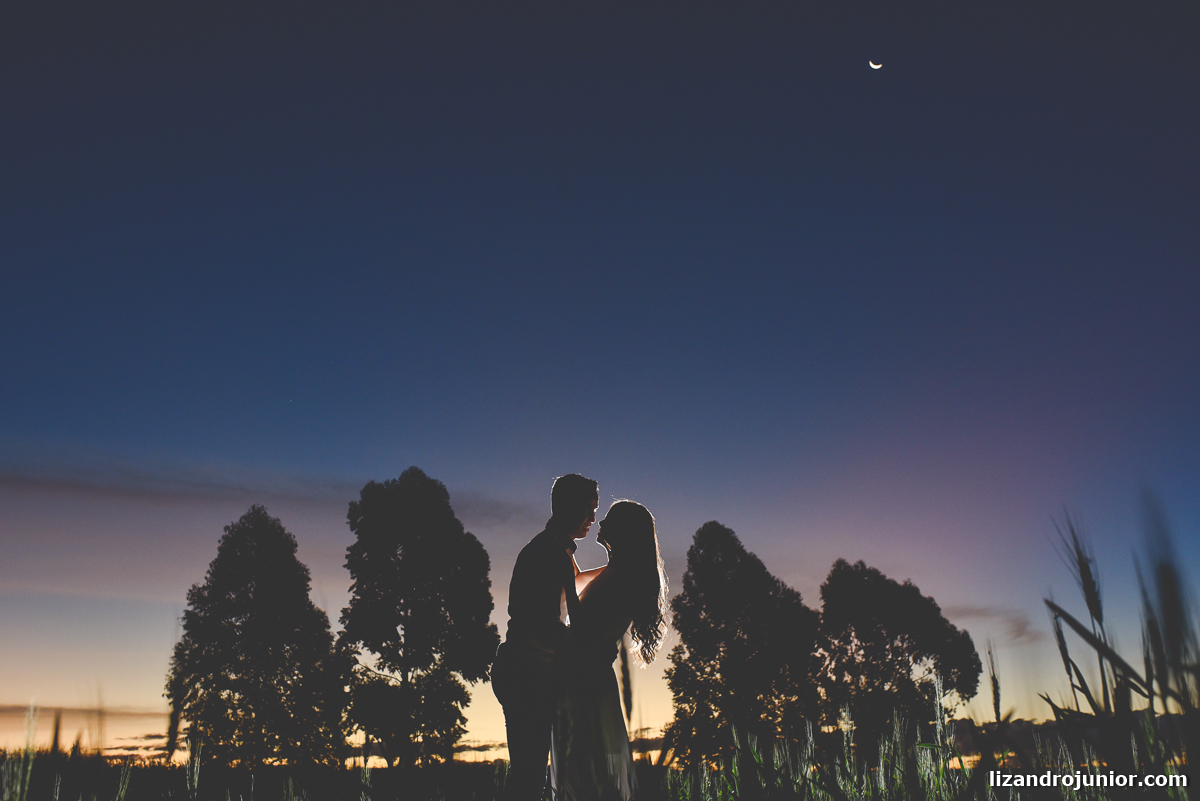 lizandro júnior, fotógrafo de casamento patos de minas, ensaio namorando, ensaio romântico, ensaio presidente olegário, casamento presidente olegário, ensaio ar livre, sítio