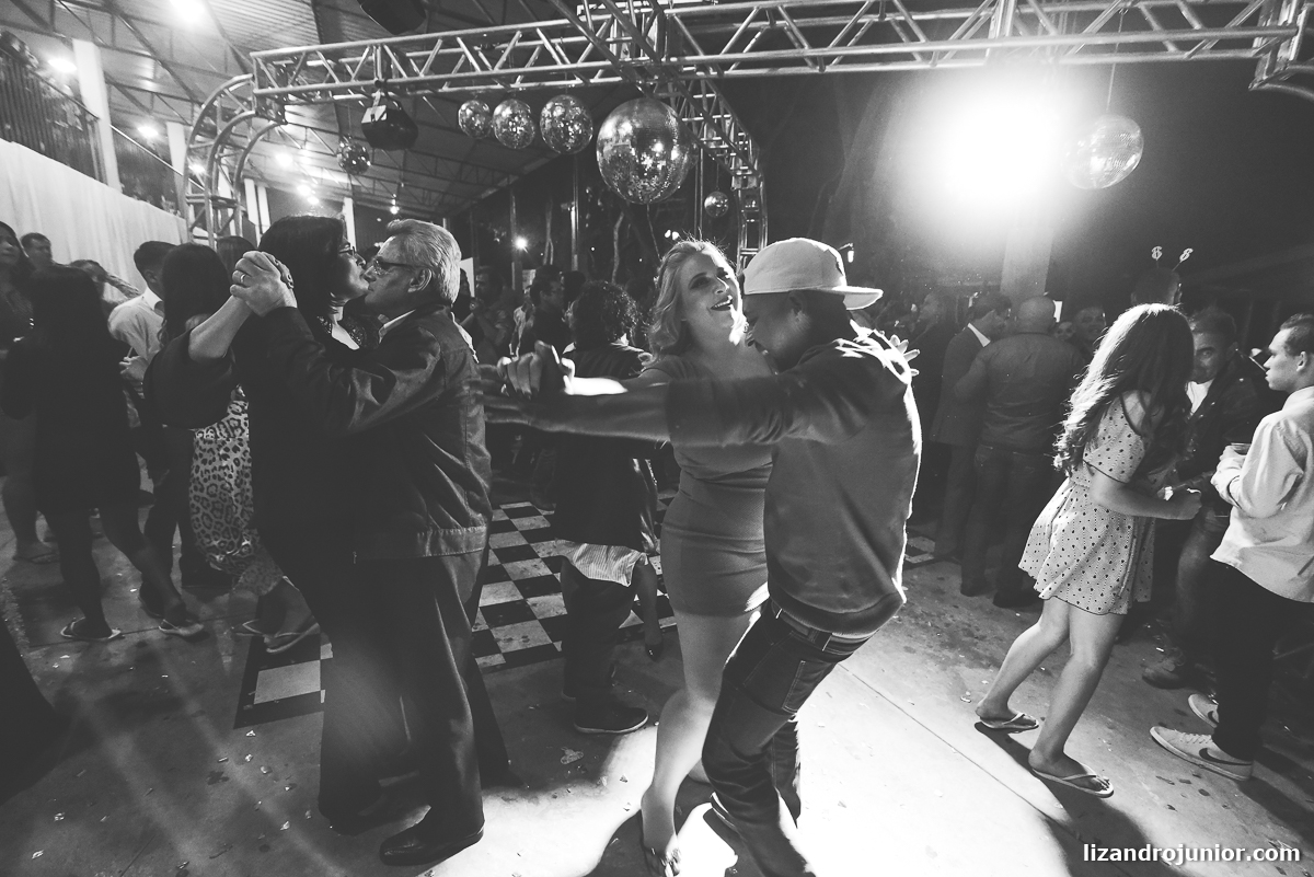 lizandro júnior fotografo de casamento, lagoa formosa, casamento na lagoa, daiane e alex lagoa formosa, fotografia de casamento minas gerais, festa, clube bola cheia