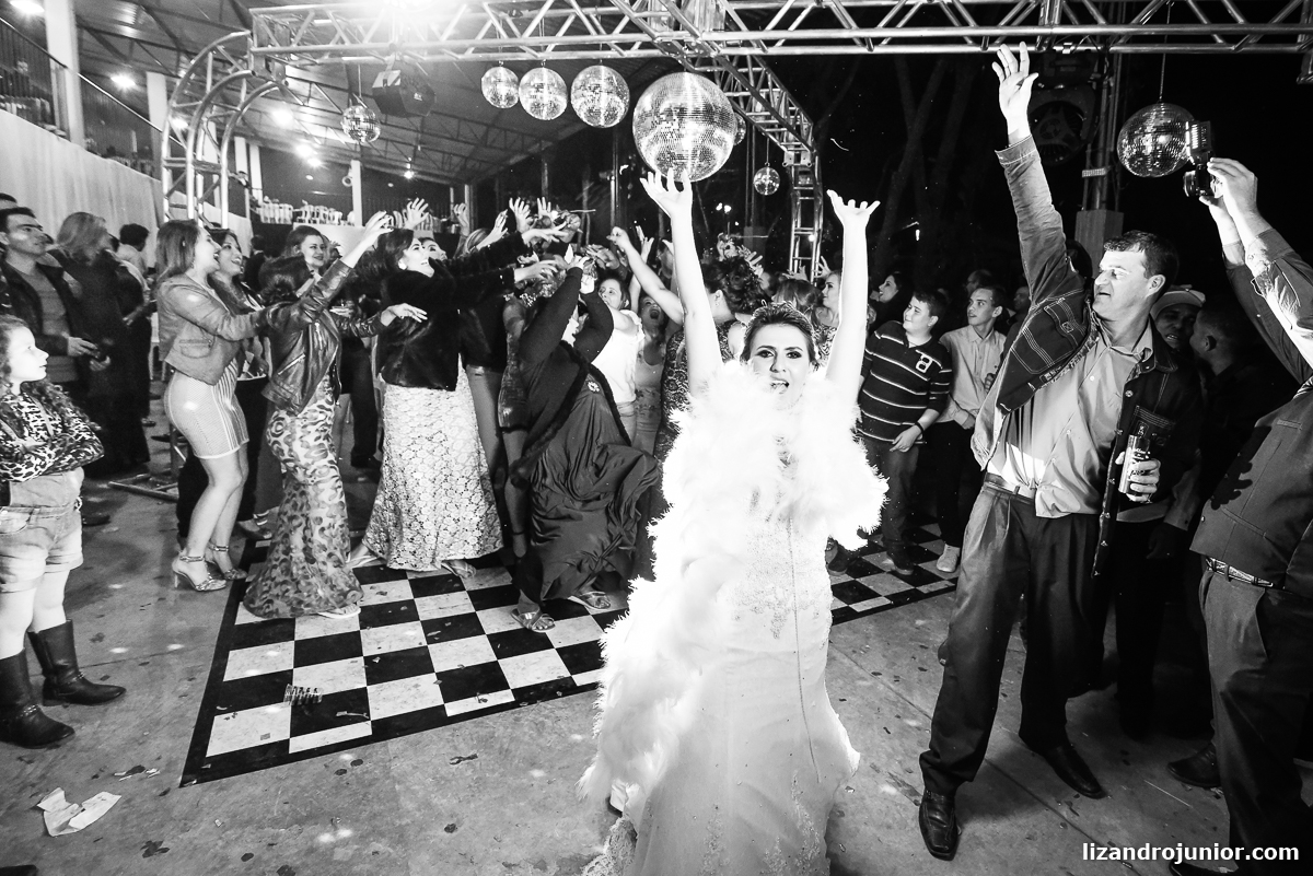 lizandro júnior fotografo de casamento, lagoa formosa, casamento na lagoa, daiane e alex lagoa formosa, fotografia de casamento minas gerais, festa, clube bola cheia