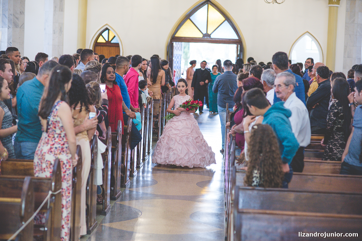 lizandro júnior fotografo de casamento, lagoa formosa, casamento na lagoa, daiane e alex lagoa formosa, fotografia de casamento minas gerais, igreja