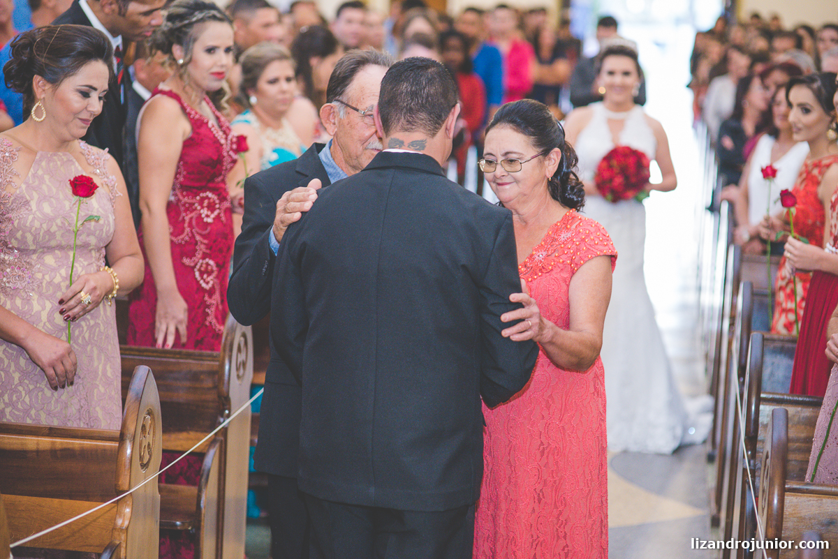 lizandro júnior fotografo de casamento, lagoa formosa, casamento na lagoa, daiane e alex lagoa formosa, fotografia de casamento minas gerais, igreja