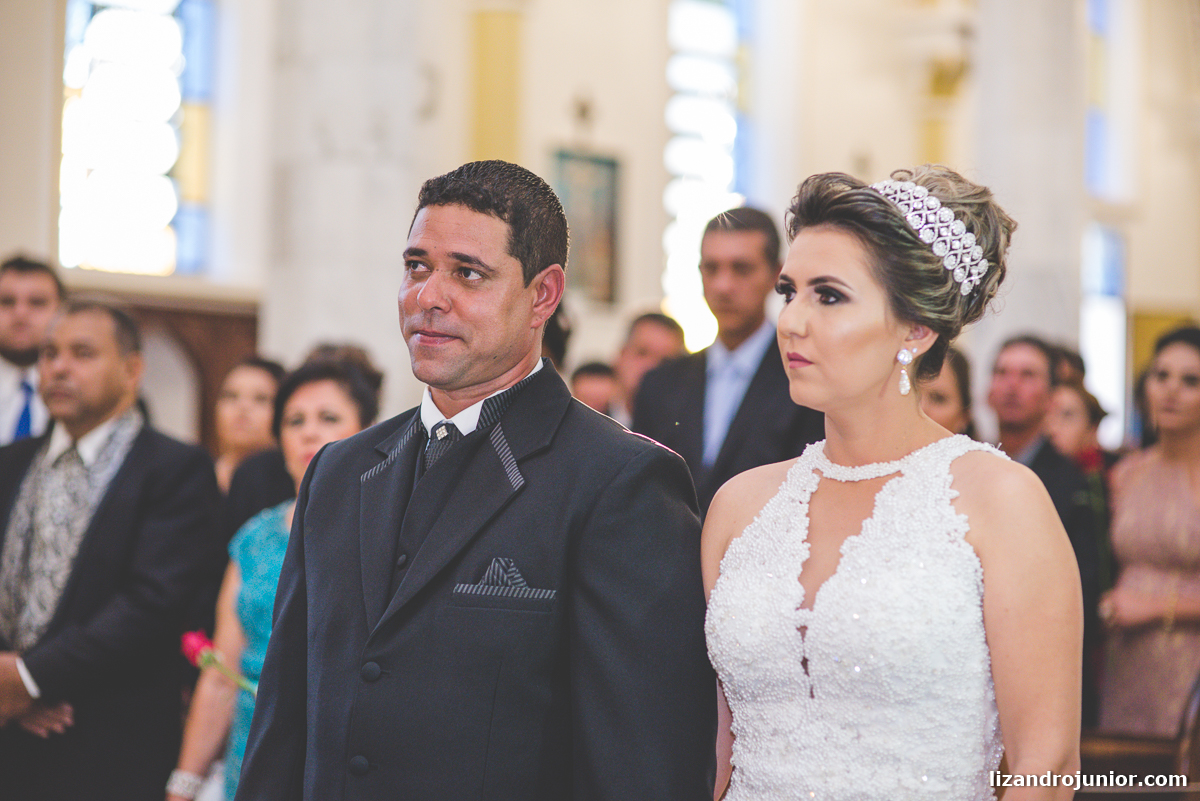 lizandro júnior fotografo de casamento, lagoa formosa, casamento na lagoa, daiane e alex lagoa formosa, fotografia de casamento minas gerais, igreja