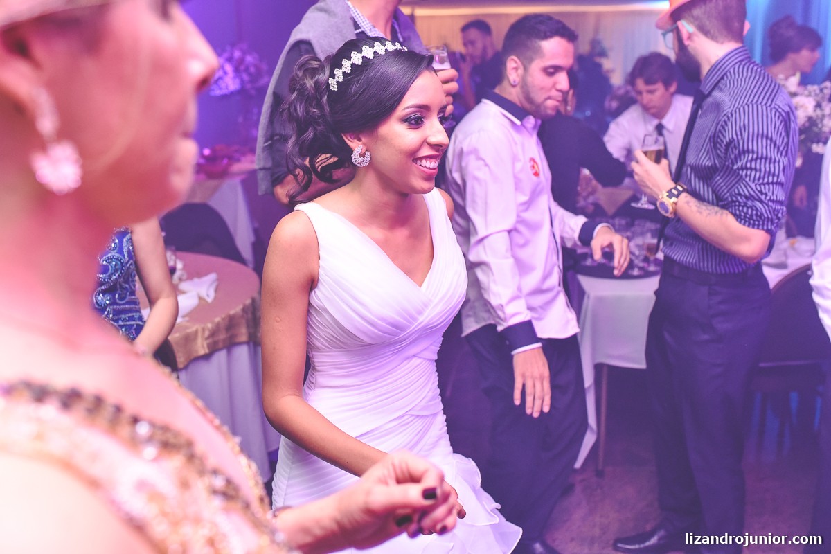 lizandro júnior fotógrafo de casamento, patos de minas, casamento, casamento em patos, lizandro junior patos, raquel e wallef, casamento evangélico, palavra da vida, gálatas golden