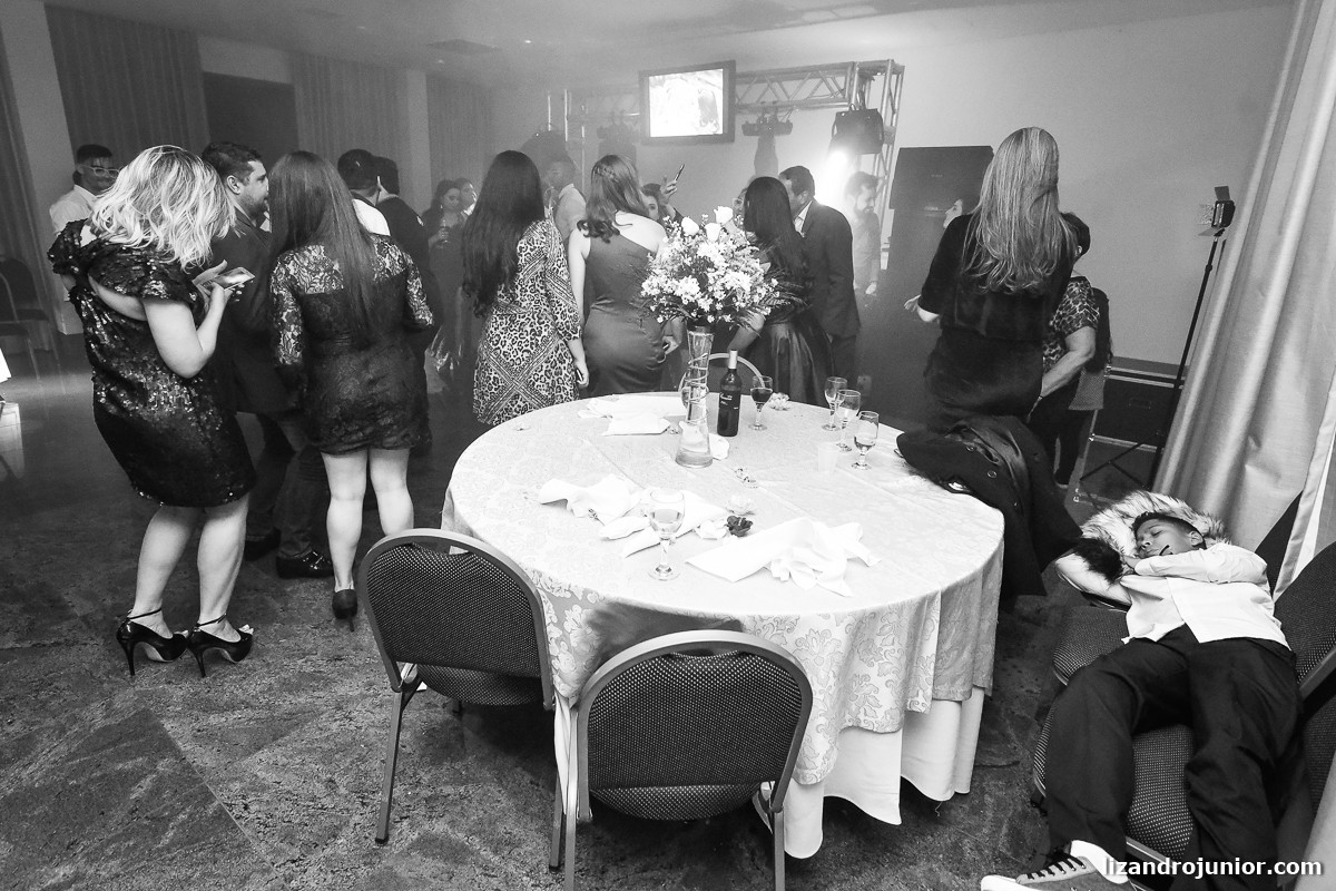 lizandro júnior fotógrafo de casamento, patos de minas, casamento, casamento em patos, lizandro junior patos, raquel e wallef, casamento evangélico, palavra da vida, gálatas golden