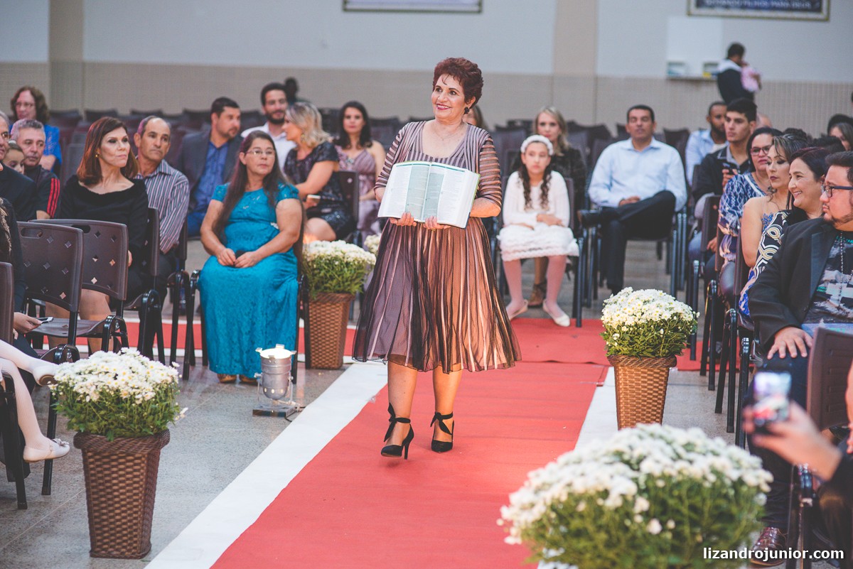 lizandro júnior fotógrafo de casamento, patos de minas, casamento, casamento em patos, lizandro junior patos, raquel e wallef, casamento evangélico, palavra da vida,