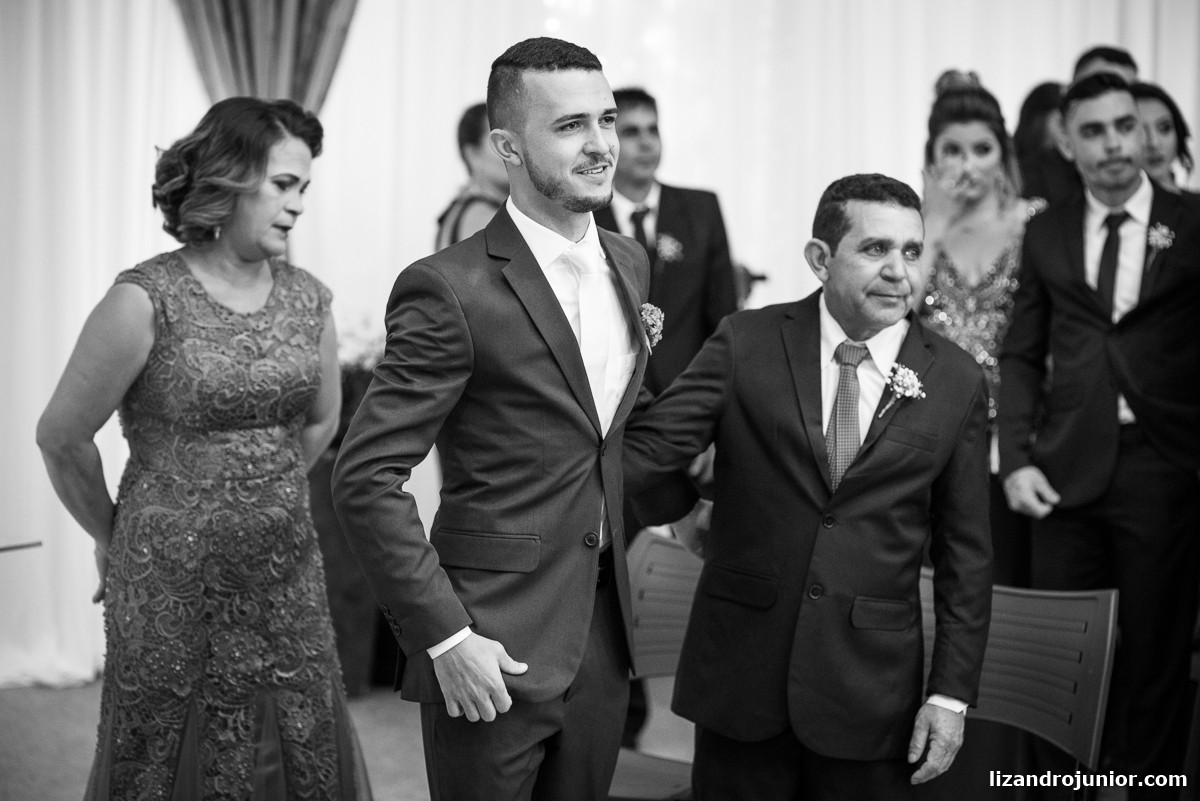lizandro júnior fotógrafo de casamento, patos de minas, casamento, casamento em patos, lizandro junior patos, raquel e wallef, casamento evangélico, palavra da vida,