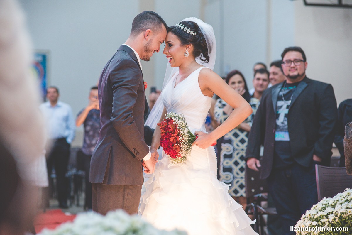 lizandro júnior fotógrafo de casamento, patos de minas, casamento, casamento em patos, lizandro junior patos, raquel e wallef, casamento evangélico, palavra da vida,