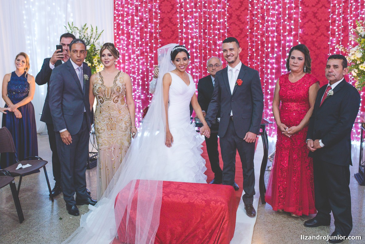 lizandro júnior fotógrafo de casamento, patos de minas, casamento, casamento em patos, lizandro junior patos, raquel e wallef, casamento evangélico, palavra da vida,