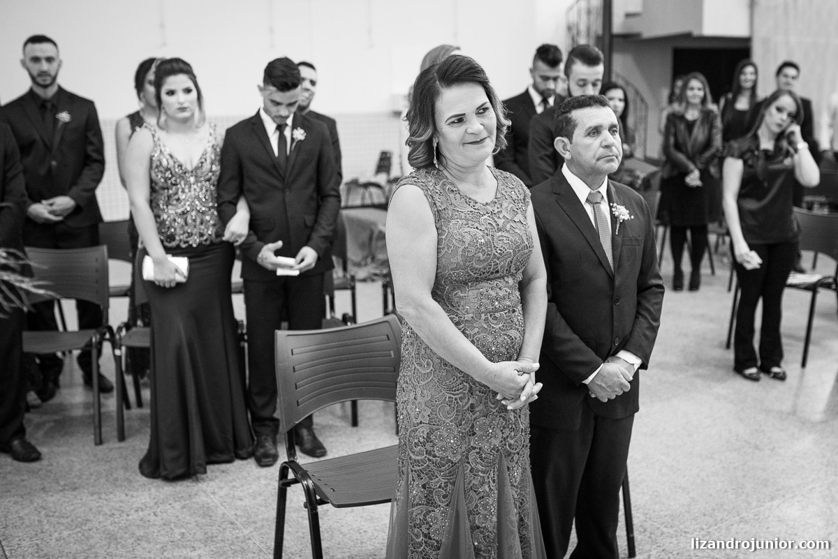 lizandro júnior fotógrafo de casamento, patos de minas, casamento, casamento em patos, lizandro junior patos, raquel e wallef, casamento evangélico, palavra da vida,