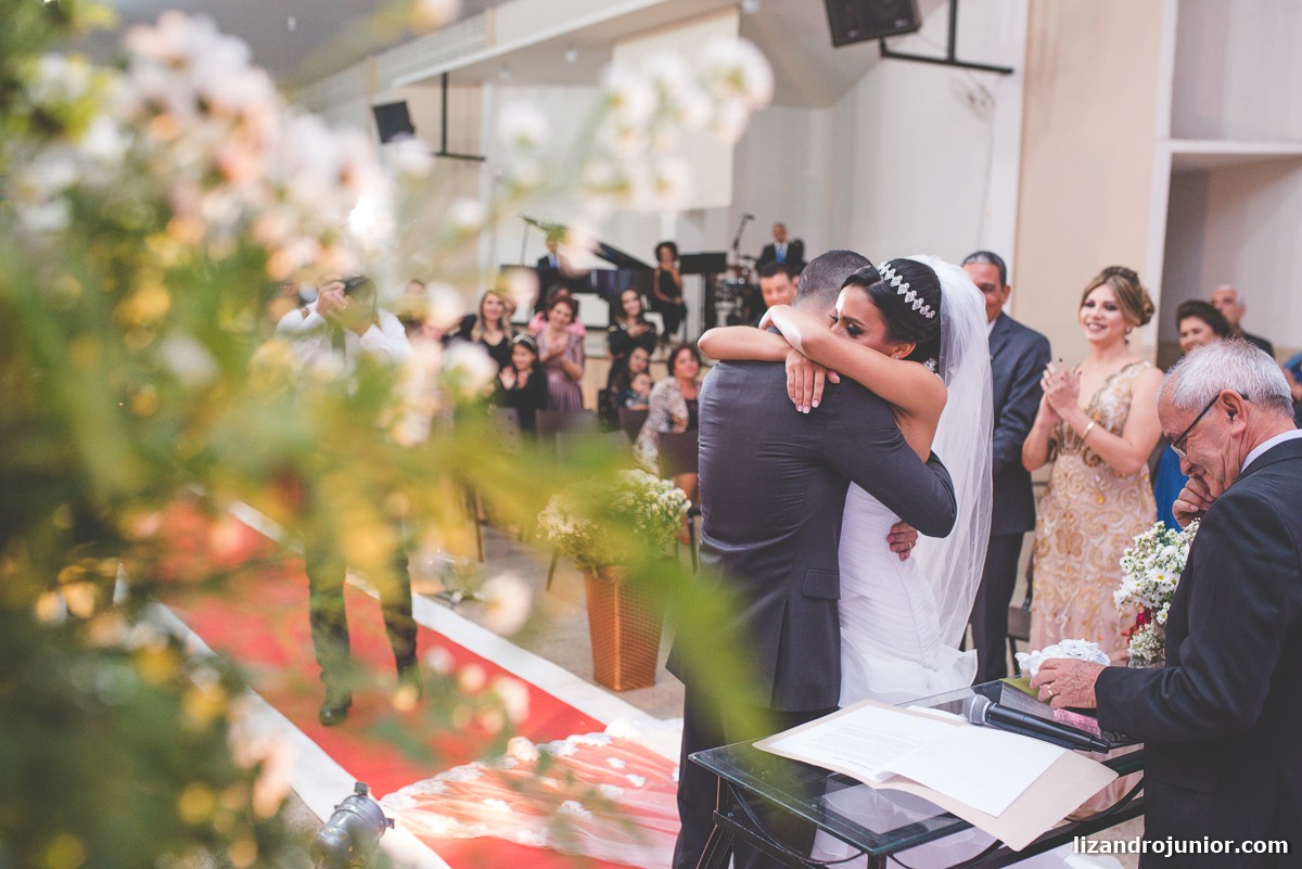 lizandro júnior fotógrafo de casamento, patos de minas, casamento, casamento em patos, lizandro junior patos, raquel e wallef, casamento evangélico, palavra da vida,