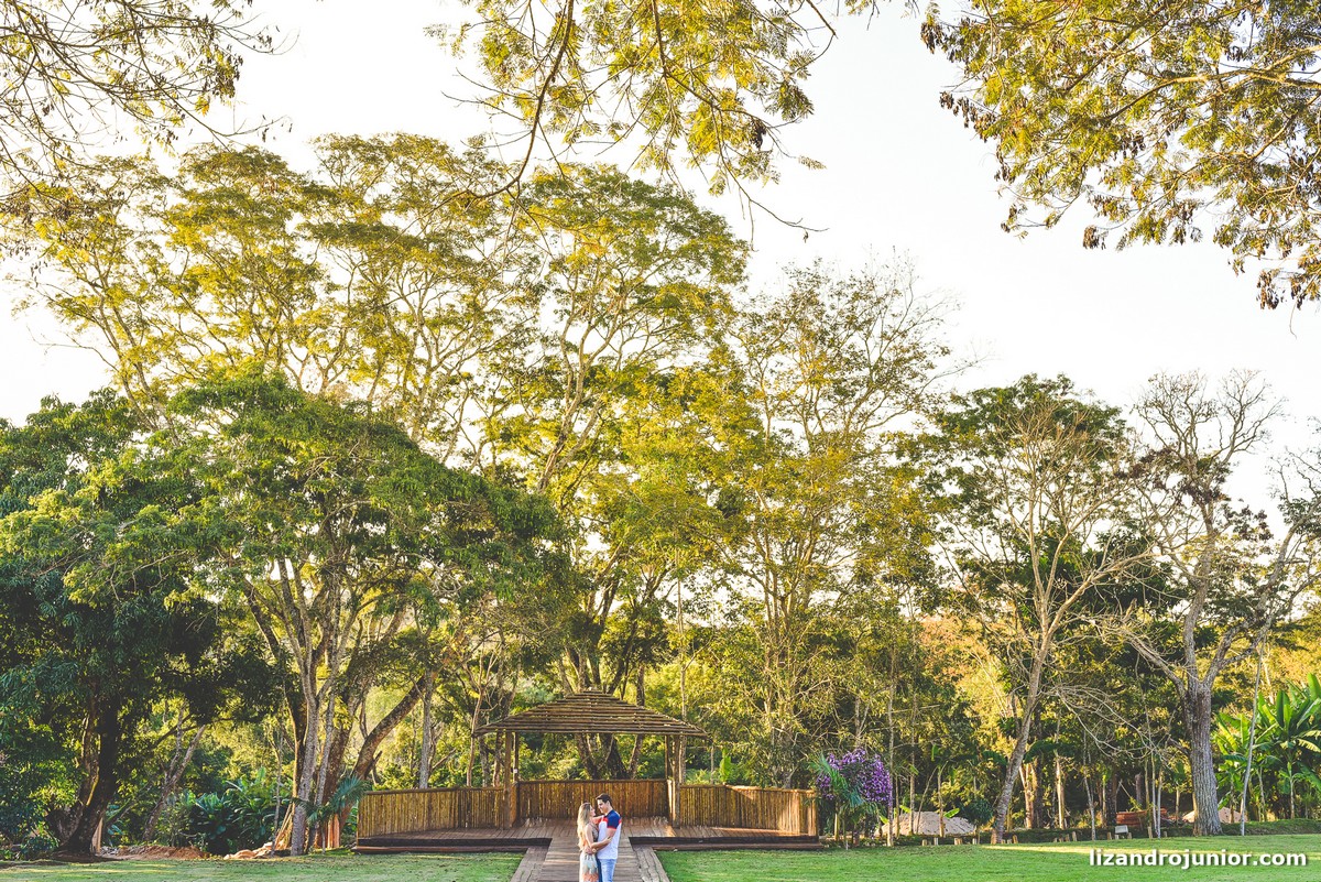 lizandro júnior fotógrafo, lizandro patos de minas, fotógrafo de casamento patos, pousada avalon, ensaio namorando, ensaio romântico