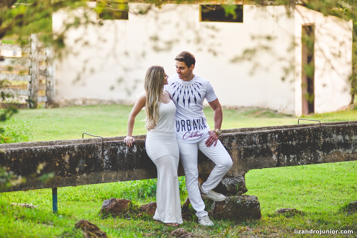 lizandro júnior fotógrafo, lizandro patos de minas, fotógrafo de casamento patos, pousada avalon, ensaio namorando, ensaio romântico