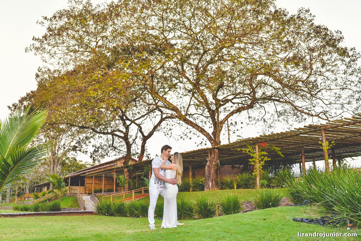 lizandro júnior fotógrafo, lizandro patos de minas, fotógrafo de casamento patos, pousada avalon, ensaio namorando, ensaio romântico