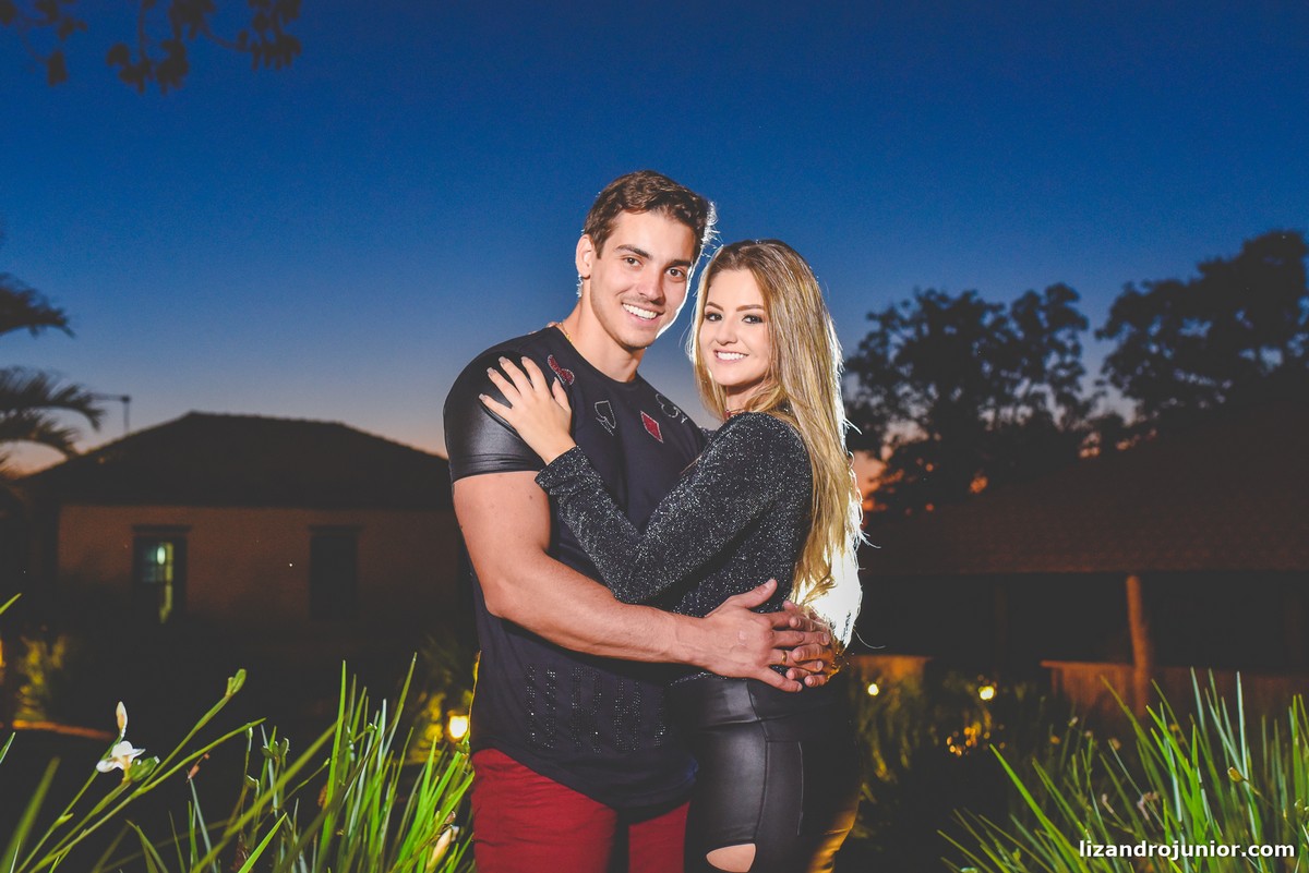 lizandro júnior fotógrafo, lizandro patos de minas, fotógrafo de casamento patos, pousada avalon, ensaio namorando, ensaio romântico