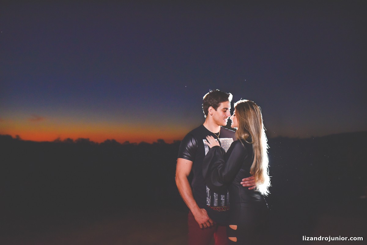 lizandro júnior fotógrafo, lizandro patos de minas, fotógrafo de casamento patos, pousada avalon, ensaio namorando, ensaio romântico