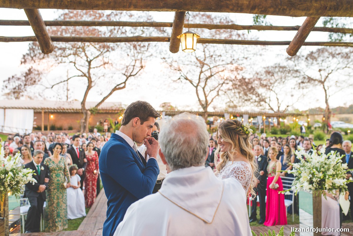 lizandro junior fotógrafo de casamento, fotógrafo patos de minas, lizandro júnior, casamento no campo, pousada avalon, casamento sitio, henrick e lorrany patos de minas,
