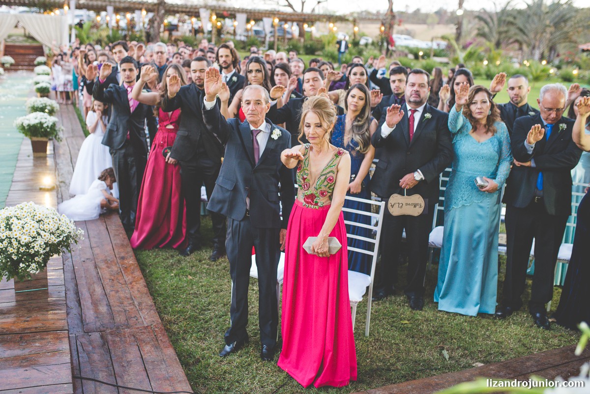 lizandro junior fotógrafo de casamento, fotógrafo patos de minas, lizandro júnior, casamento no campo, pousada avalon, casamento sitio, henrick e lorrany patos de minas,