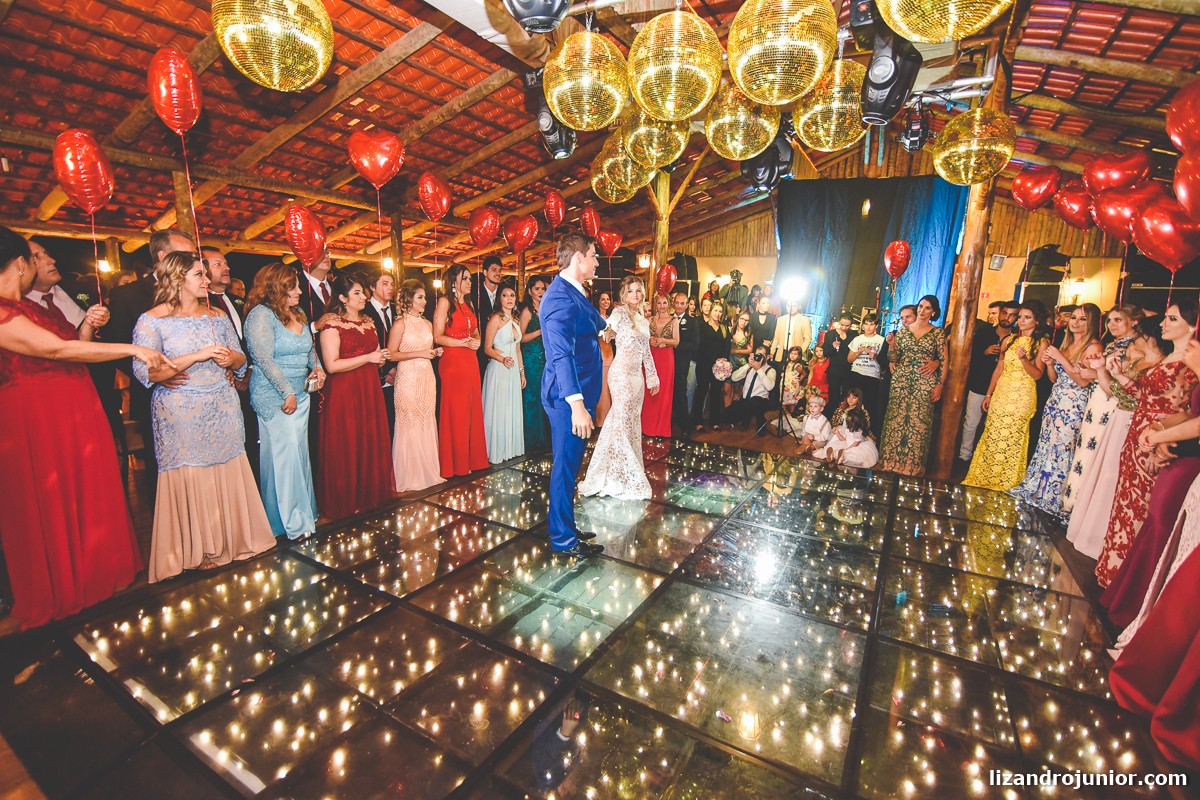 lizandro junior fotógrafo de casamento, fotógrafo patos de minas, lizandro júnior, casamento no campo, pousada avalon, casamento sitio, henrick e lorrany patos de minas, pista led